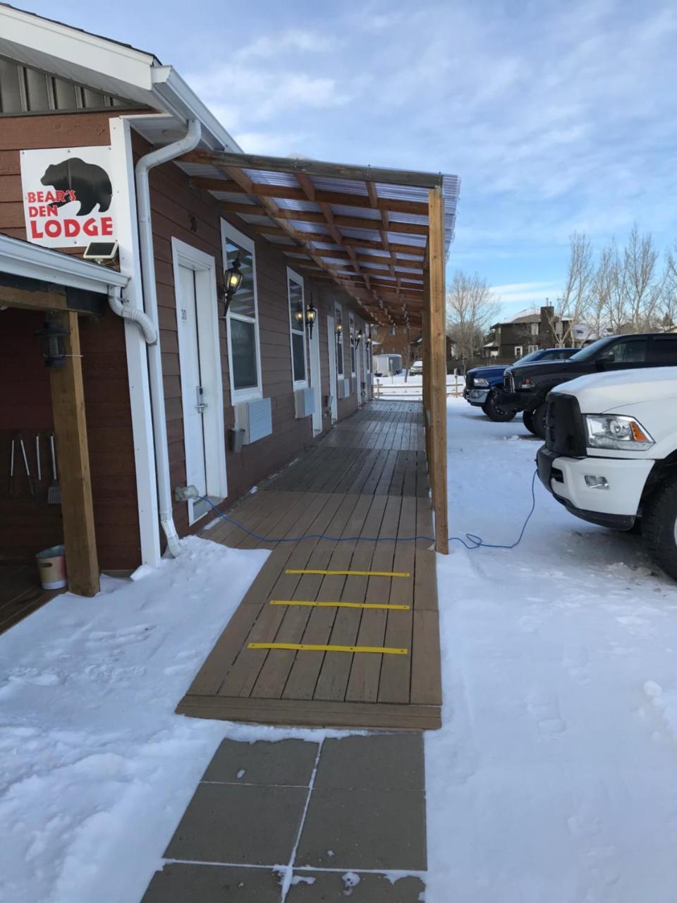 Bear'S Den Lodge Shaunavon Dış mekan fotoğraf