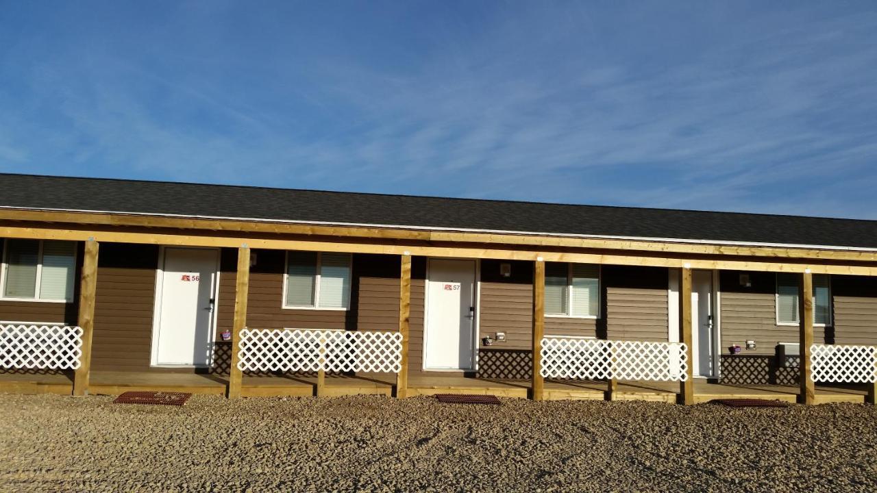 Bear'S Den Lodge Shaunavon Dış mekan fotoğraf